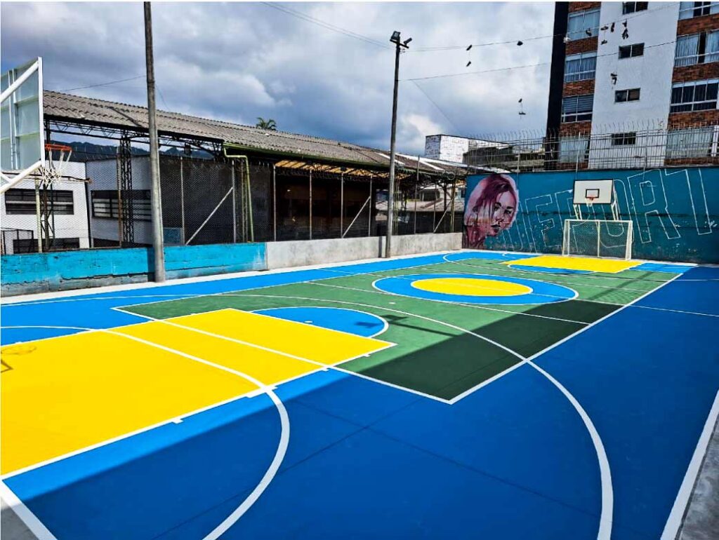 pintura de cancha deportiva por all design en manizales