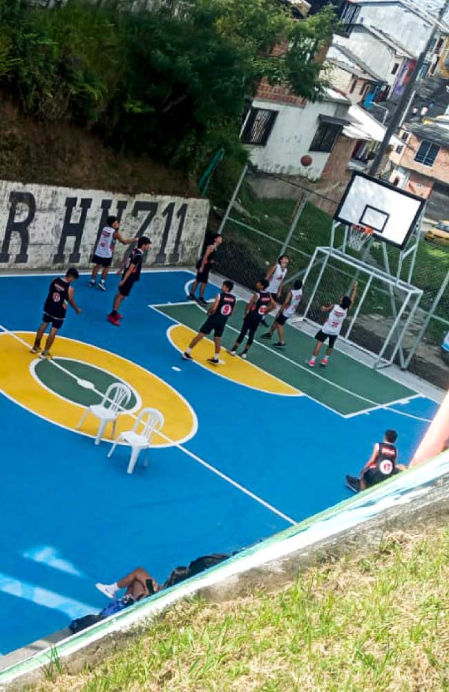 pintura de cancha deportiva por all design en manizales